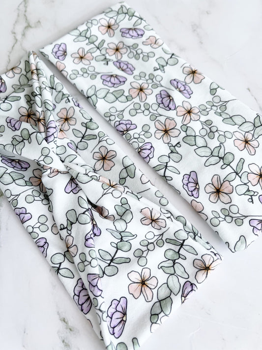Delicate Floral image 0