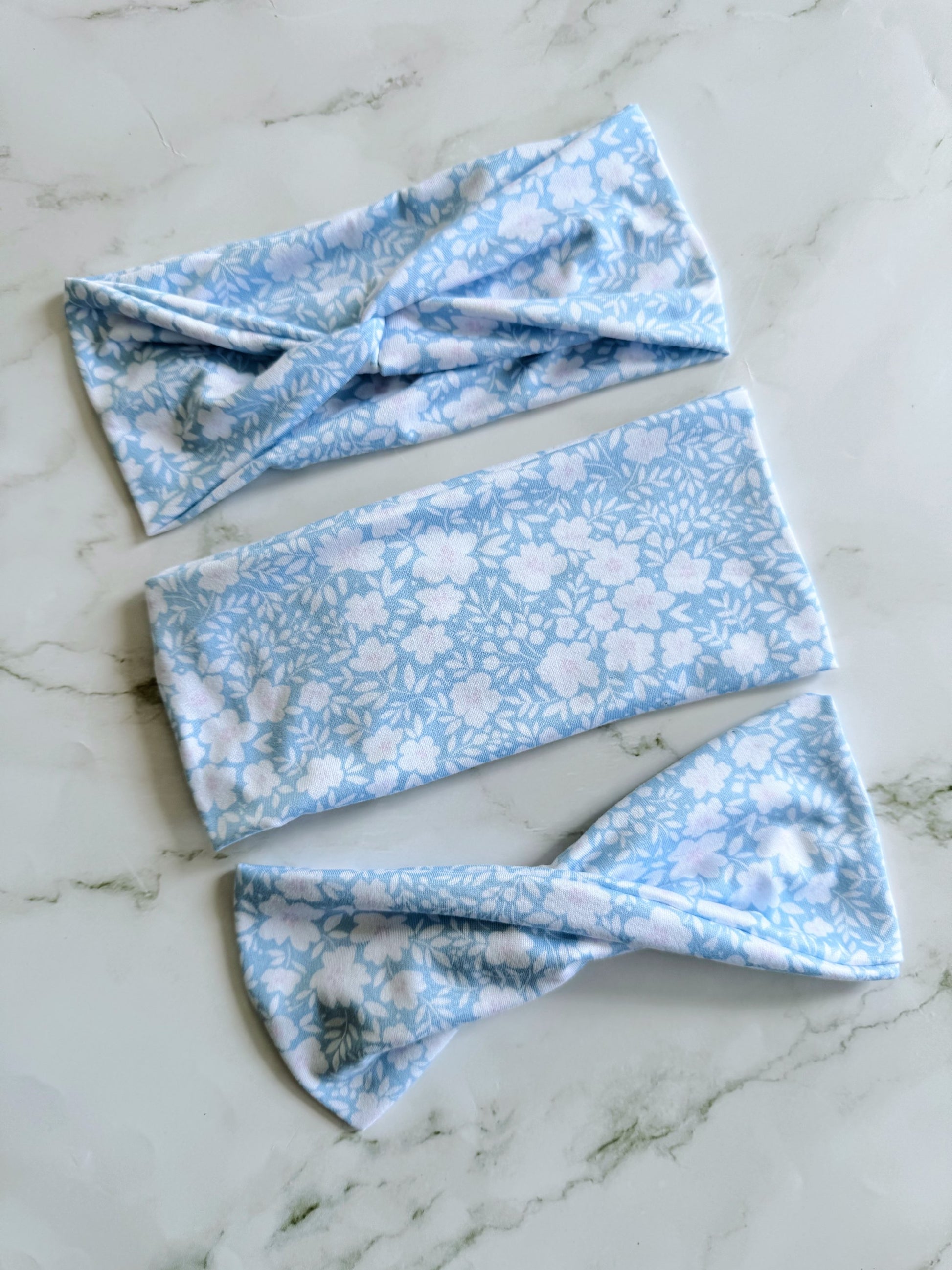 Pale Blue Daisy 🌼  image 1
